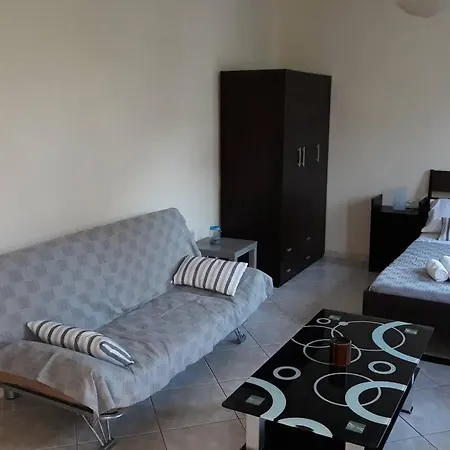 Apartment Chris 1