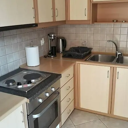 Apartment Chris 1 *